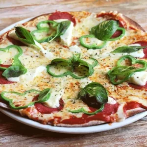 Pizzas a la Piedra - Caprina