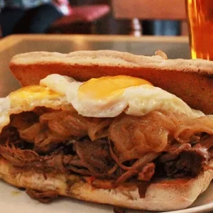 Sándwich Plateada a lo pobre